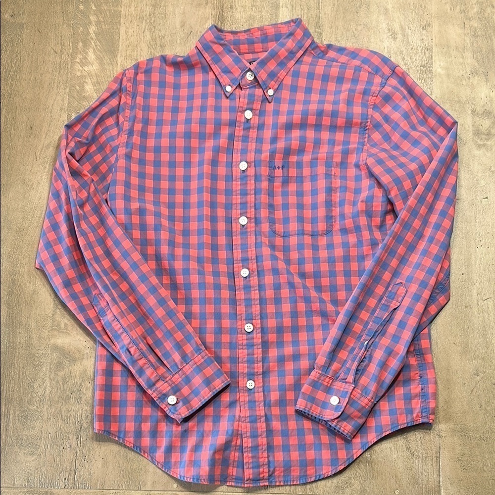 Abercrombie & Fitch Red and Blue Casual Button Down Shirt